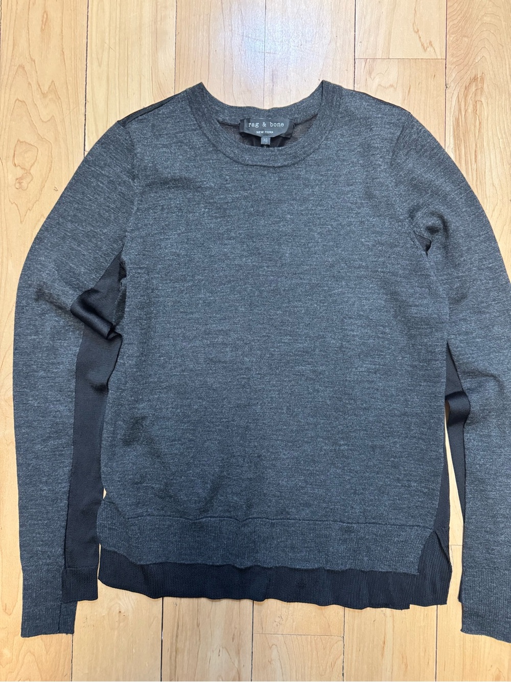 rag & bone Women's Charcoal Gray Crewneck Sweater